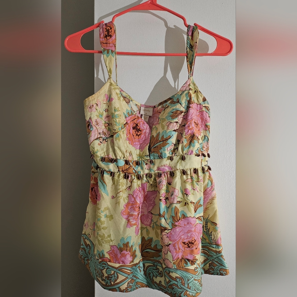 Silk Tracey Reese yellow floral tank blouse with pink bead detail!